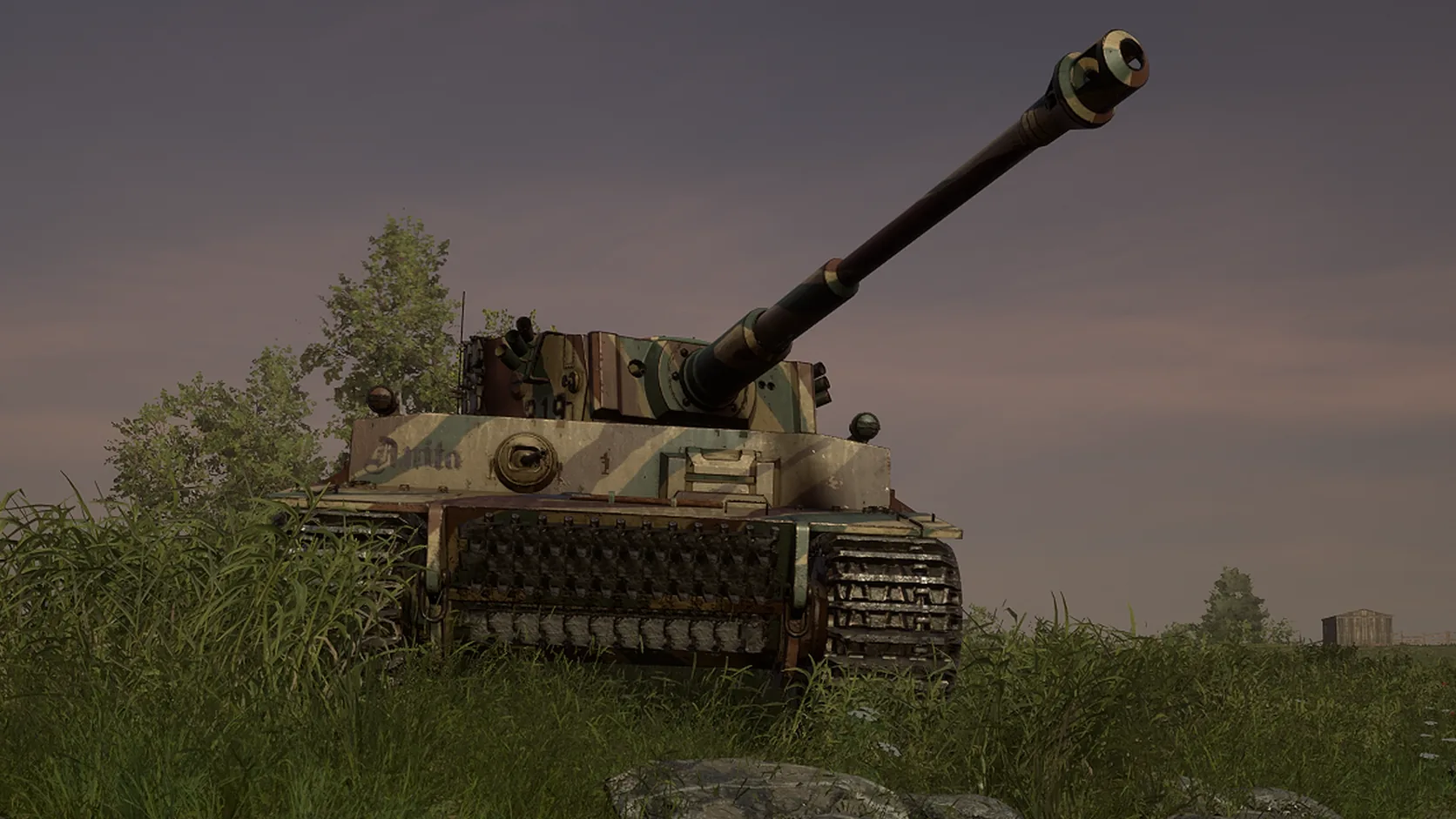 Tiger-Panzer im offenen Gelände in Hell Let Loose